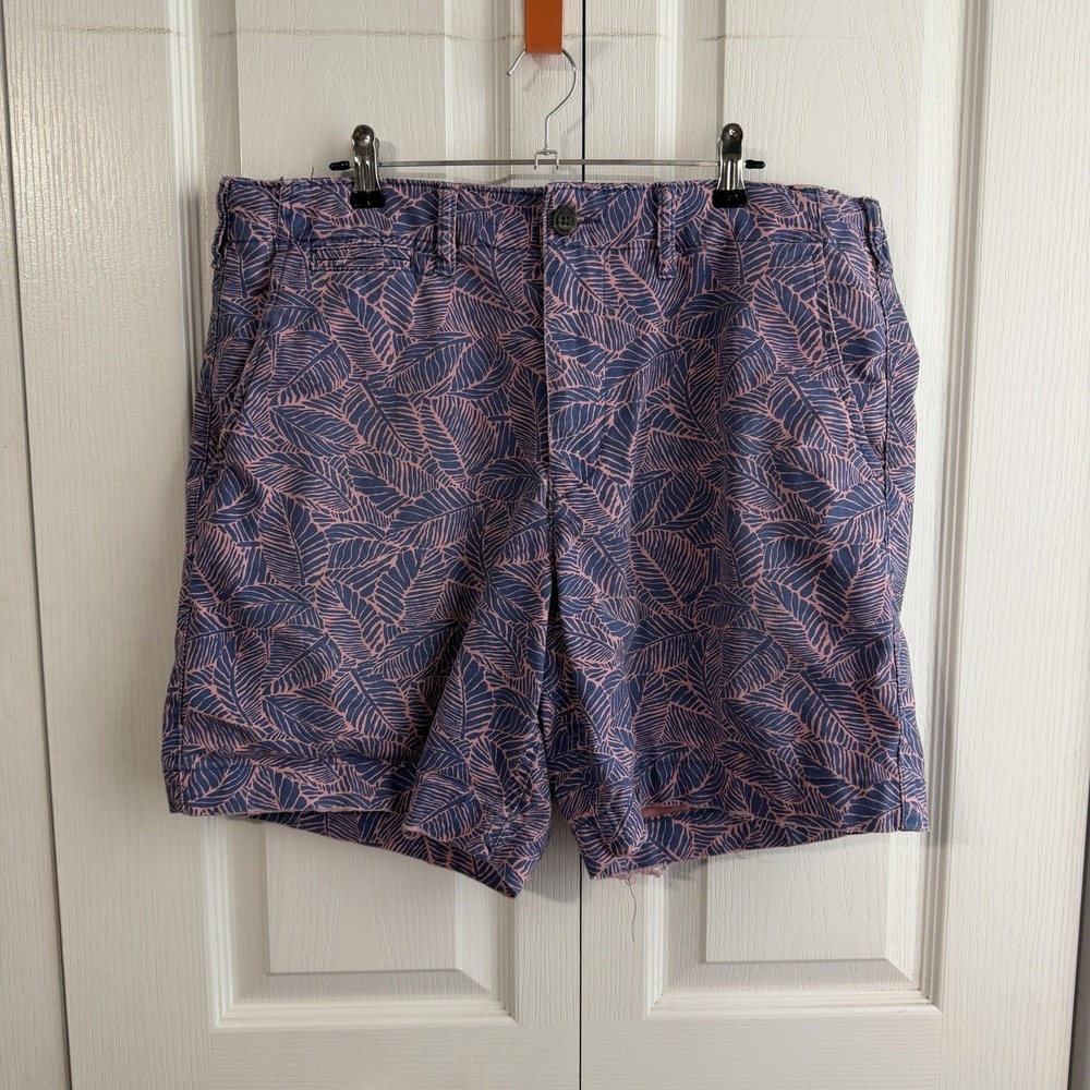 American Eagle‎ Pink Purple Palm Leaf Flex Classic Shorts Men's Size 33 Cruise